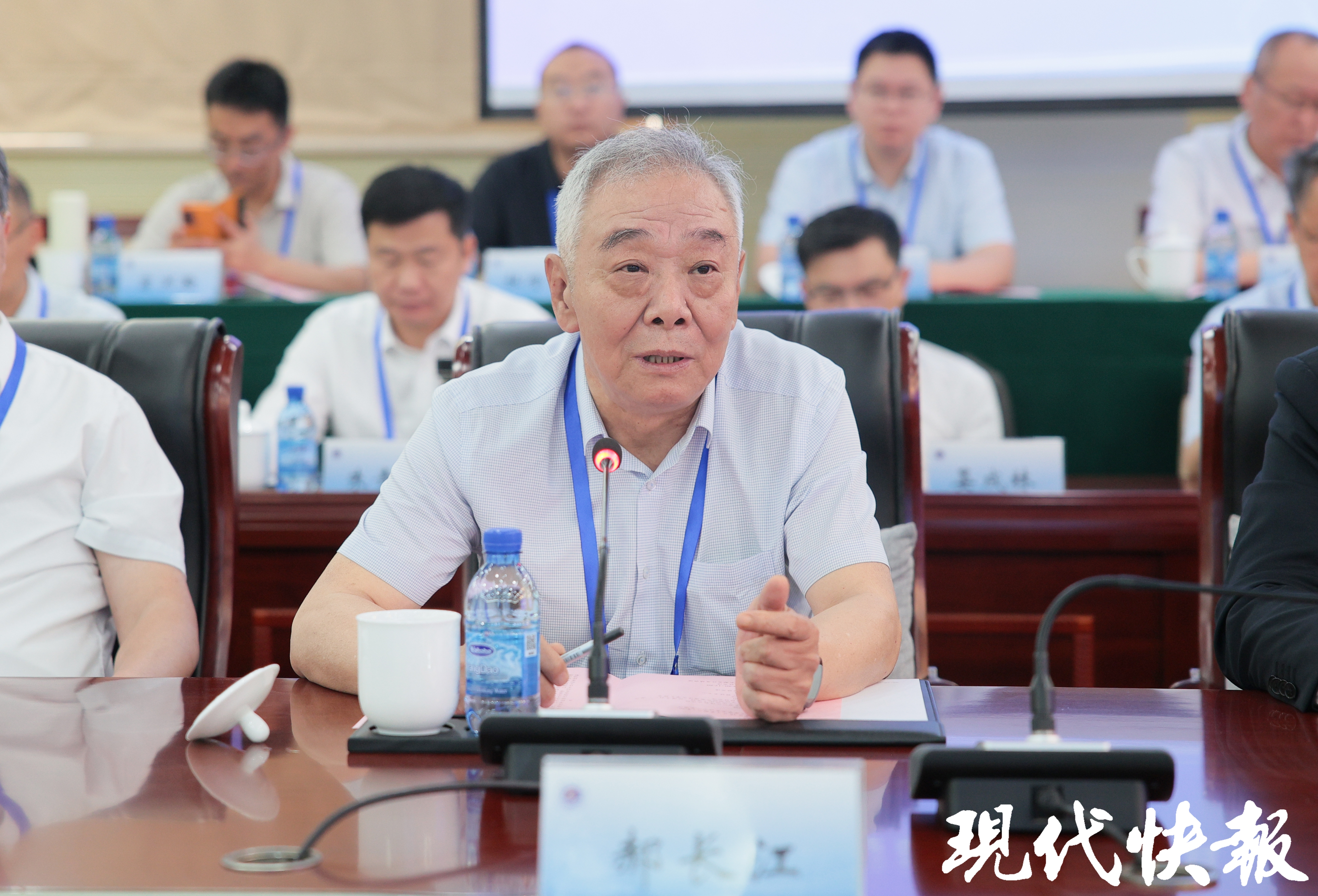 2024年全国化工高校党委书记校长年会在江苏海洋大学举行(图2) 2024年全国化工高校党委书记校长年会在江苏海洋大学举行(图2)