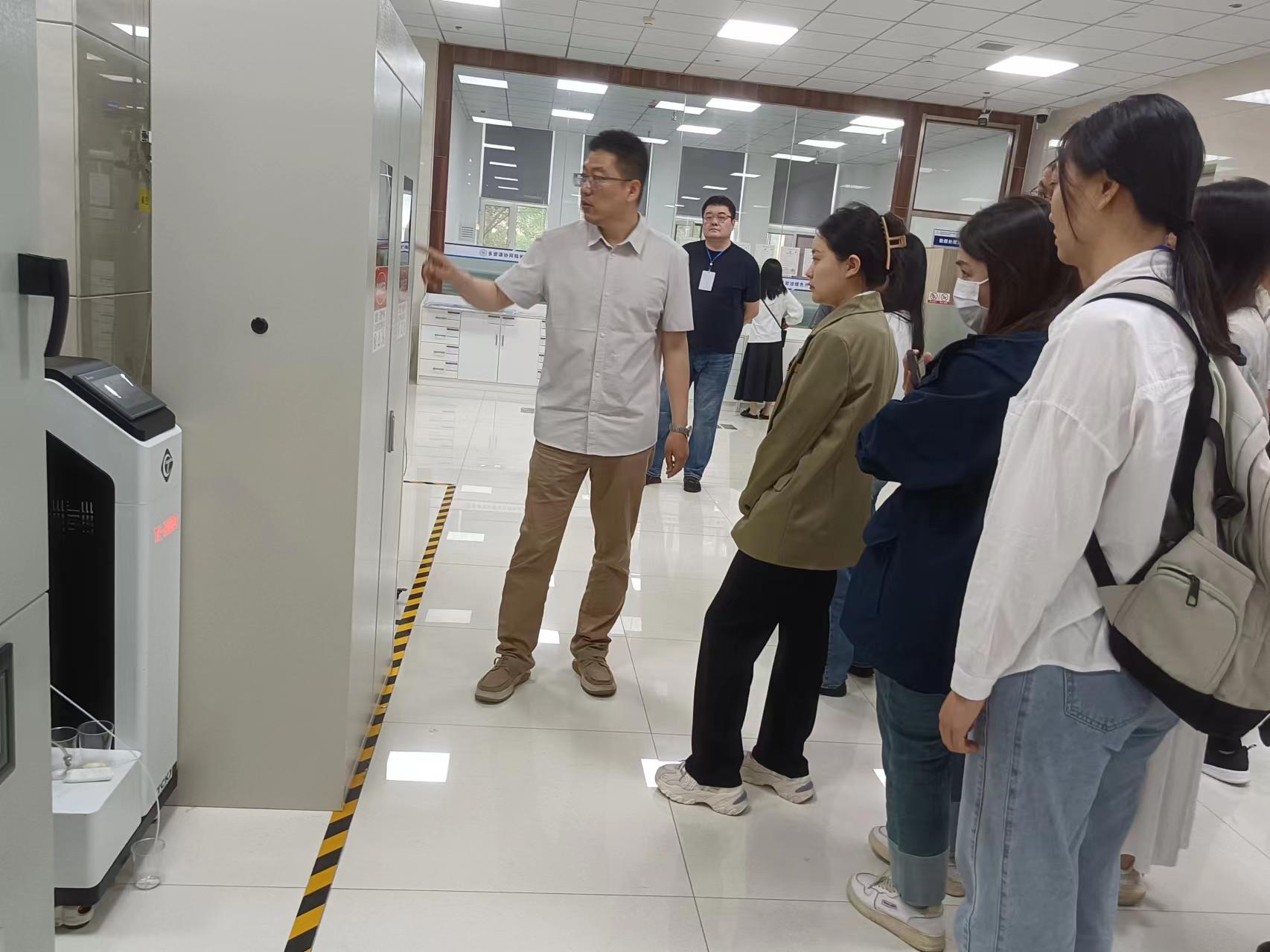 2024全国重点网络媒体龙江行丨东北石油大学:“蓄能”新动力 引领能源行业“加速”升级(图1) 2024全国重点网络媒体龙江行丨东北石油大学:“蓄能”新动力 引领能源行业“加速”升级(图1)