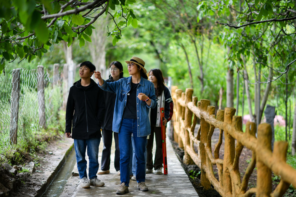 新华全媒头条｜团结携手建设社会主义现代化新西藏——对口支援西藏工作30年成就综述(图8)